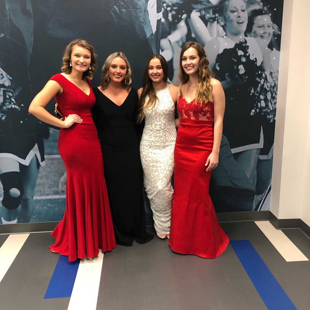 Strapless red prom dress size 4